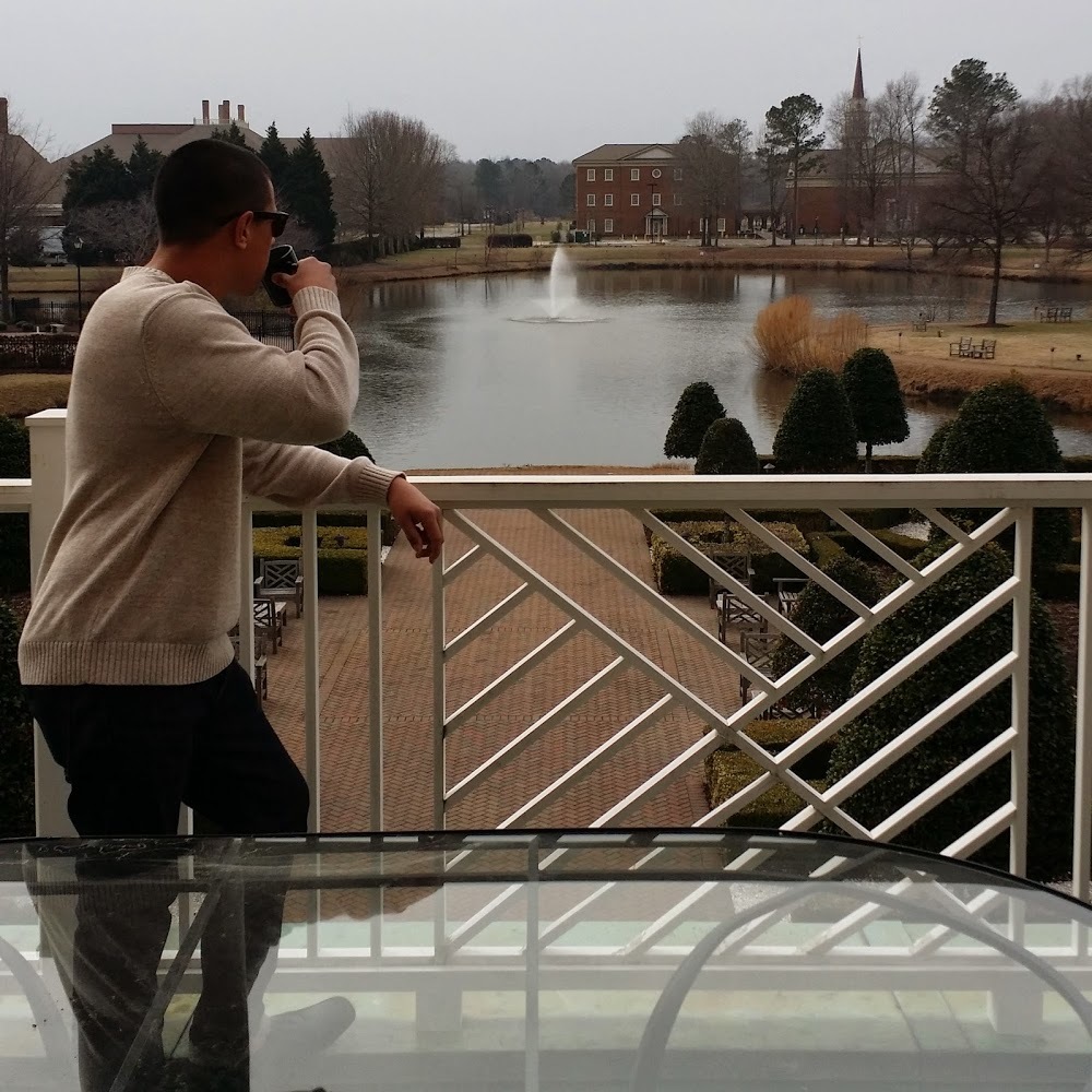 Meet your Posher, Jose